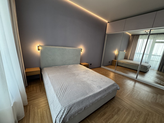 Продам трехкомнатную (3-комн.) квартиру, Братьев Весниных б-р, 1, Москва г