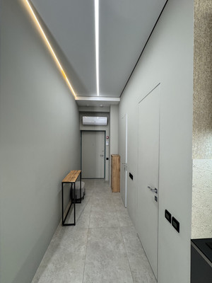 Продам трехкомнатную (3-комн.) квартиру, Братьев Весниных б-р, 1, Москва г
