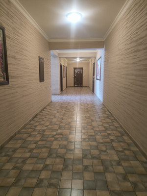 Продам двухкомнатную (2-комн.) квартиру, Ленина пр-кт, 1кд, Нальчик г