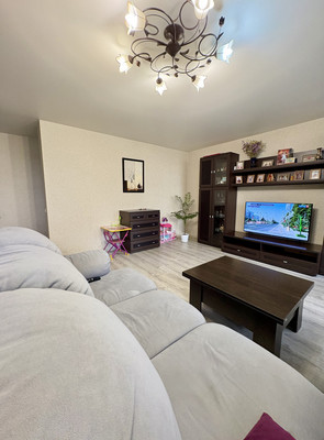 Продам трехкомнатную (3-комн.) квартиру, Дружбы ул, 87б, Йошкар-Ола г