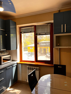 Продам двухкомнатную (2-комн.) квартиру, Бела Куна ул, 5, Симферополь г