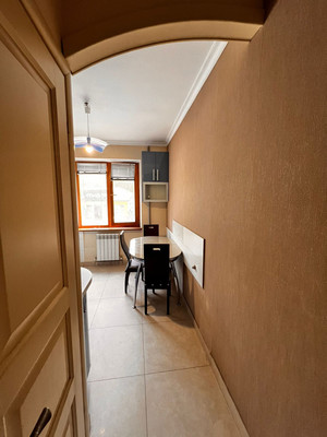 Продам двухкомнатную (2-комн.) квартиру, Бела Куна ул, 5, Симферополь г