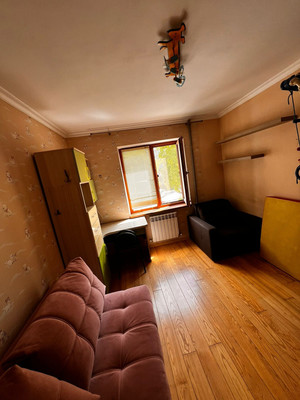 Продам двухкомнатную (2-комн.) квартиру, Бела Куна ул, 5, Симферополь г