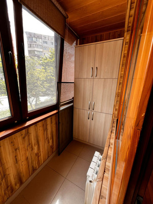 Продам двухкомнатную (2-комн.) квартиру, Бела Куна ул, 5, Симферополь г