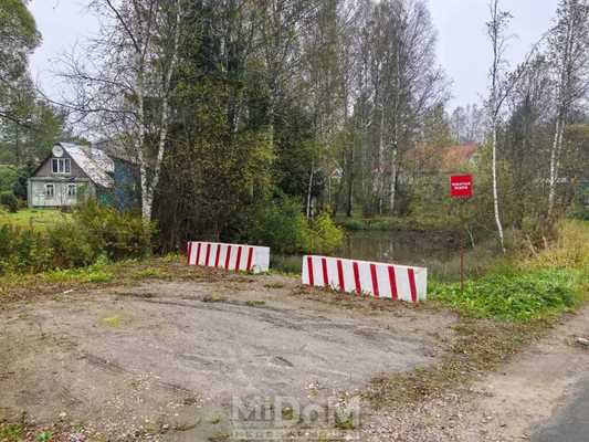 Продам участок 13 соток, ИЖС, Поперечная ул, 3, Осельки ст, 30 км от города