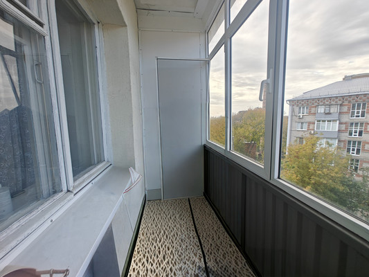 Продам двухкомнатную (2-комн.) квартиру, Чехова ул, 36, Казань г