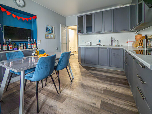 Продам трехкомнатную (3-комн.) квартиру, Преображенская ул, 4, Люберцы г