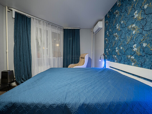 Продам трехкомнатную (3-комн.) квартиру, Преображенская ул, 4, Люберцы г