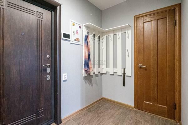 Продам трехкомнатную (3-комн.) квартиру, Преображенская ул, 4, Люберцы г