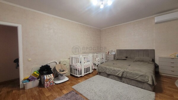 Продам двухкомнатную (2-комн.) квартиру, Радужная ул, 2, Видное г