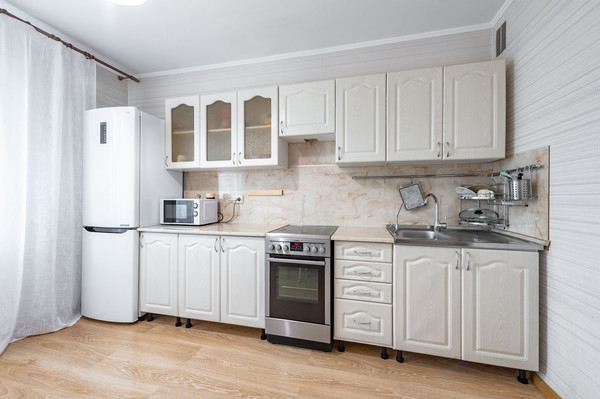 Продам однокомнатную (1-комн.) квартиру, Дачный пр-кт, 4Ак3, Санкт-Петербург г