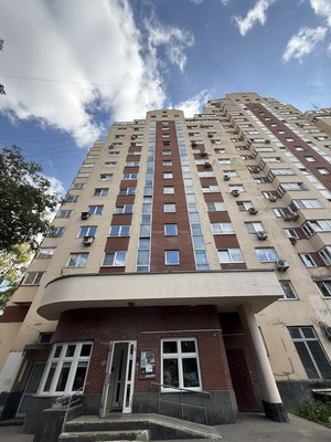 Продам трехкомнатную (3-комн.) квартиру, Карамышевская наб, 20к1, Москва г