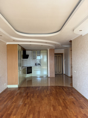 Продам трехкомнатную (3-комн.) квартиру, Карамышевская наб, 20к1, Москва г