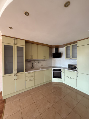 Продам трехкомнатную (3-комн.) квартиру, Карамышевская наб, 20к1, Москва г