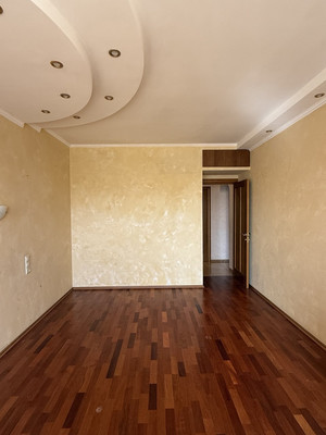 Продам трехкомнатную (3-комн.) квартиру, Карамышевская наб, 20к1, Москва г