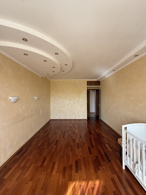 Продам трехкомнатную (3-комн.) квартиру, Карамышевская наб, 20к1, Москва г