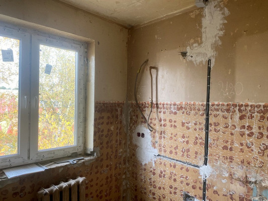 Продам двухкомнатную (2-комн.) квартиру, Коммунистическая ул, 18, Раменское г