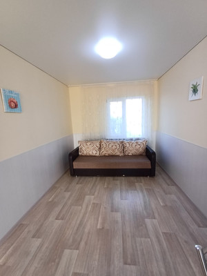 Продам коммерческое помещение 150 м2, Большая Морская ул, Мирный пгт