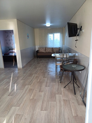 Продам коммерческое помещение 150 м2, Большая Морская ул, Мирный пгт