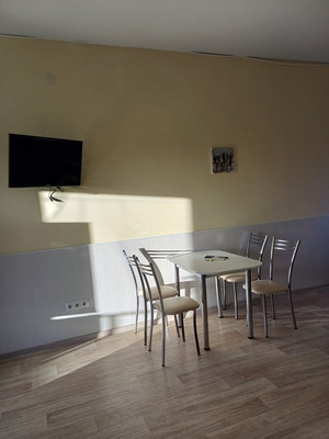 Продам коммерческое помещение 150 м2, Большая Морская ул, Мирный пгт