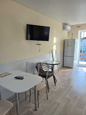 Продам коммерческое помещение 150 м2, Большая Морская ул, Мирный пгт