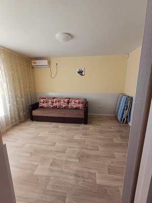 Продам коммерческое помещение 150 м2, Большая Морская ул, Мирный пгт