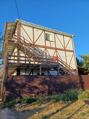 Продам коммерческое помещение 150 м2, Большая Морская ул, Мирный пгт