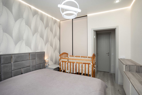 Продам двухкомнатную (2-комн.) квартиру, Самаровская ул, 10, Ханты-Мансийск г