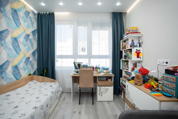 Продам двухкомнатную (2-комн.) квартиру, Самаровская ул, 10, Ханты-Мансийск г