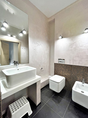 Сдам трехкомнатную (3-комн.) квартиру, Революции ул, 21кА, Пермь г