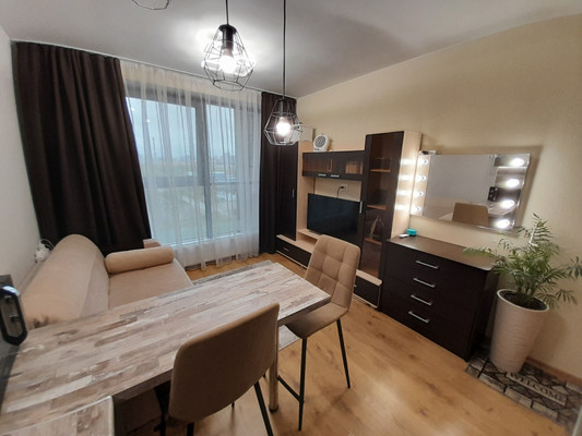 Продам однокомнатную (1-комн.) квартиру, Толубеевский проезд, 8к2, Парголово п