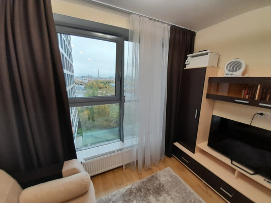 Продам однокомнатную (1-комн.) квартиру, Толубеевский проезд, 8к2, Парголово п