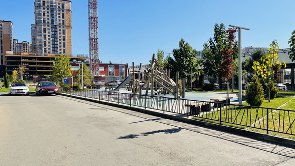 Продам однокомнатную (1-комн.) квартиру, Конгрессная ул, 41к1, Краснодар г