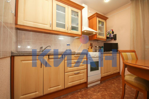 Продам однокомнатную (1-комн.) квартиру, Толстого ул, 17, Красноярск г