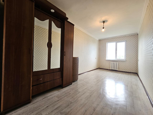 Продам двухкомнатную (2-комн.) квартиру, Ашурова ул, 28, Нальчик г
