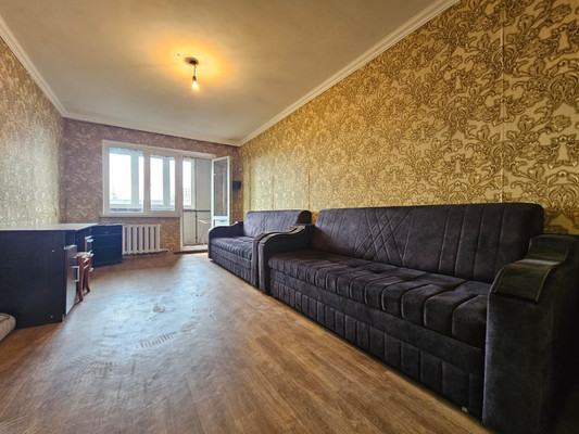 Продам двухкомнатную (2-комн.) квартиру, Ашурова ул, 28, Нальчик г