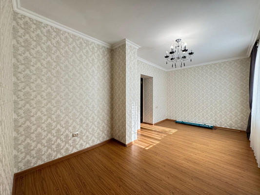 Продам многокомнатную квартиру, Мальбахова ул, 15, Нальчик г