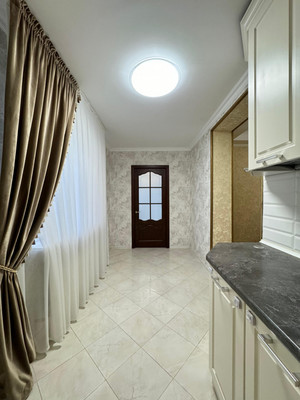 Продам многокомнатную квартиру, Мальбахова ул, 15, Нальчик г