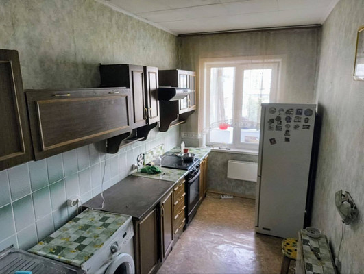 Продам трехкомнатную (3-комн.) квартиру, Баумана ул, 181, Иркутск г