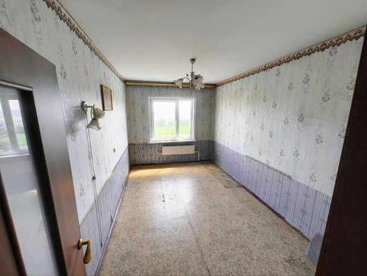 Продам трехкомнатную (3-комн.) квартиру, Баумана ул, 181, Иркутск г