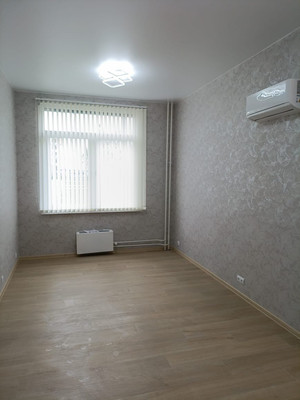 Продам однокомнатную (1-комн.) квартиру, Мурата Ахеджака ул, 5к1, Новороссийск г