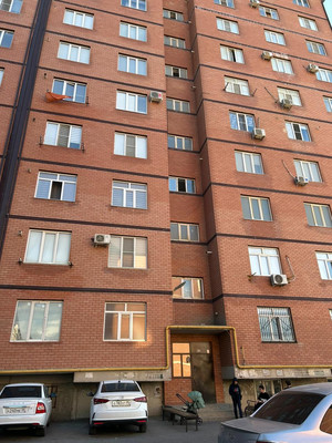 Продам двухкомнатную (2-комн.) квартиру, Юго-Восточная ул, 68кА, Махачкала г