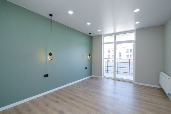 Продам двухкомнатную (2-комн.) квартиру, Большая Окружная 3-я ул, 243к5, Калининград г