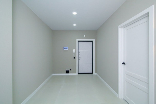 Продам двухкомнатную (2-комн.) квартиру, Большая Окружная 3-я ул, 243к5, Калининград г