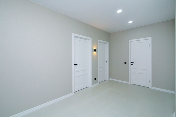 Продам двухкомнатную (2-комн.) квартиру, Большая Окружная 3-я ул, 243к5, Калининград г