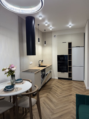 Продам однокомнатную (1-комн.) квартиру, Александра Суворова пр-кт, 97, Симферополь г