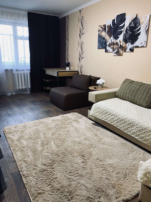 Продам двухкомнатную (2-комн.) квартиру, Крымских Партизан ул, 31, Симферополь г