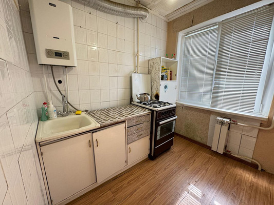Продам двухкомнатную (2-комн.) квартиру, Неделина ул, 21, Нальчик г