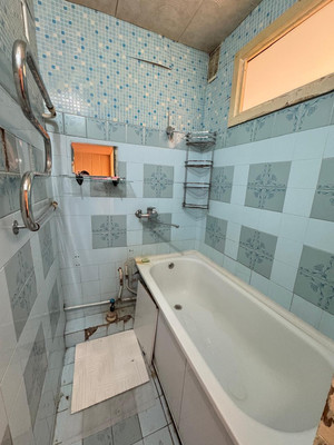 Продам двухкомнатную (2-комн.) квартиру, Неделина ул, 21, Нальчик г