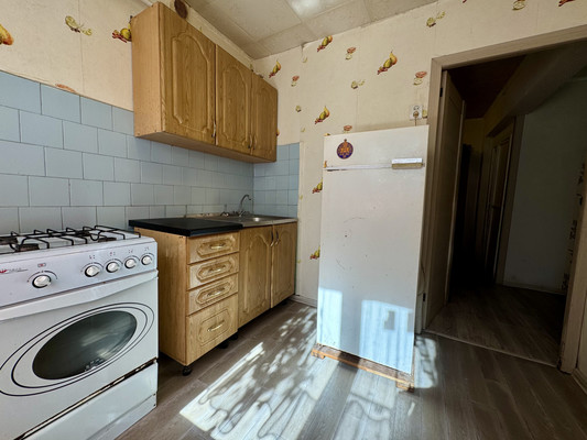 Продам однокомнатную (1-комн.) квартиру, Победы б-р, 8к2, Астрахань г